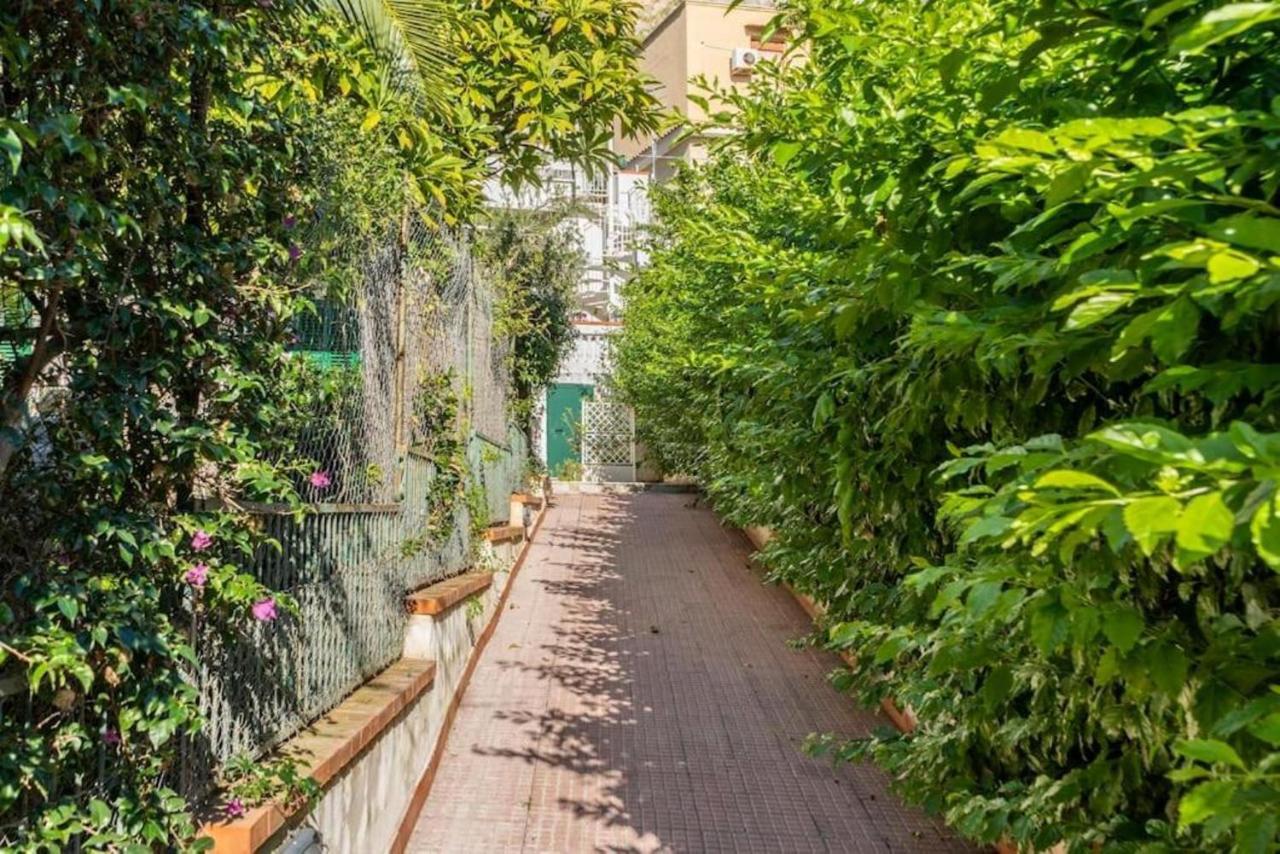 Casa Mare Me' Apartment Mondello Bagian luar foto